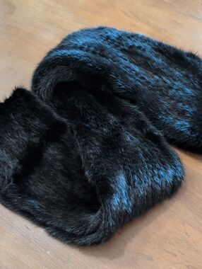 Cassin Black Fur Infinity Scarf